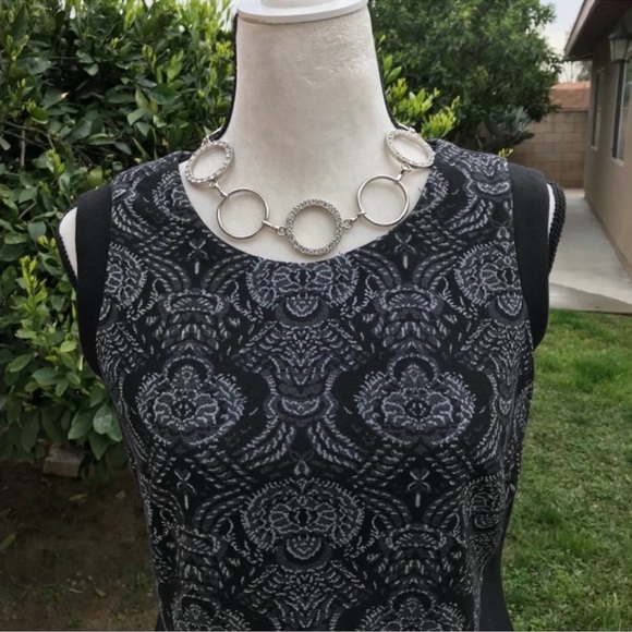 GRACE ELEMENTS BLACK BAROQUE SHEATH DRESS SIZE 8 NWT - Picture 5 of 8